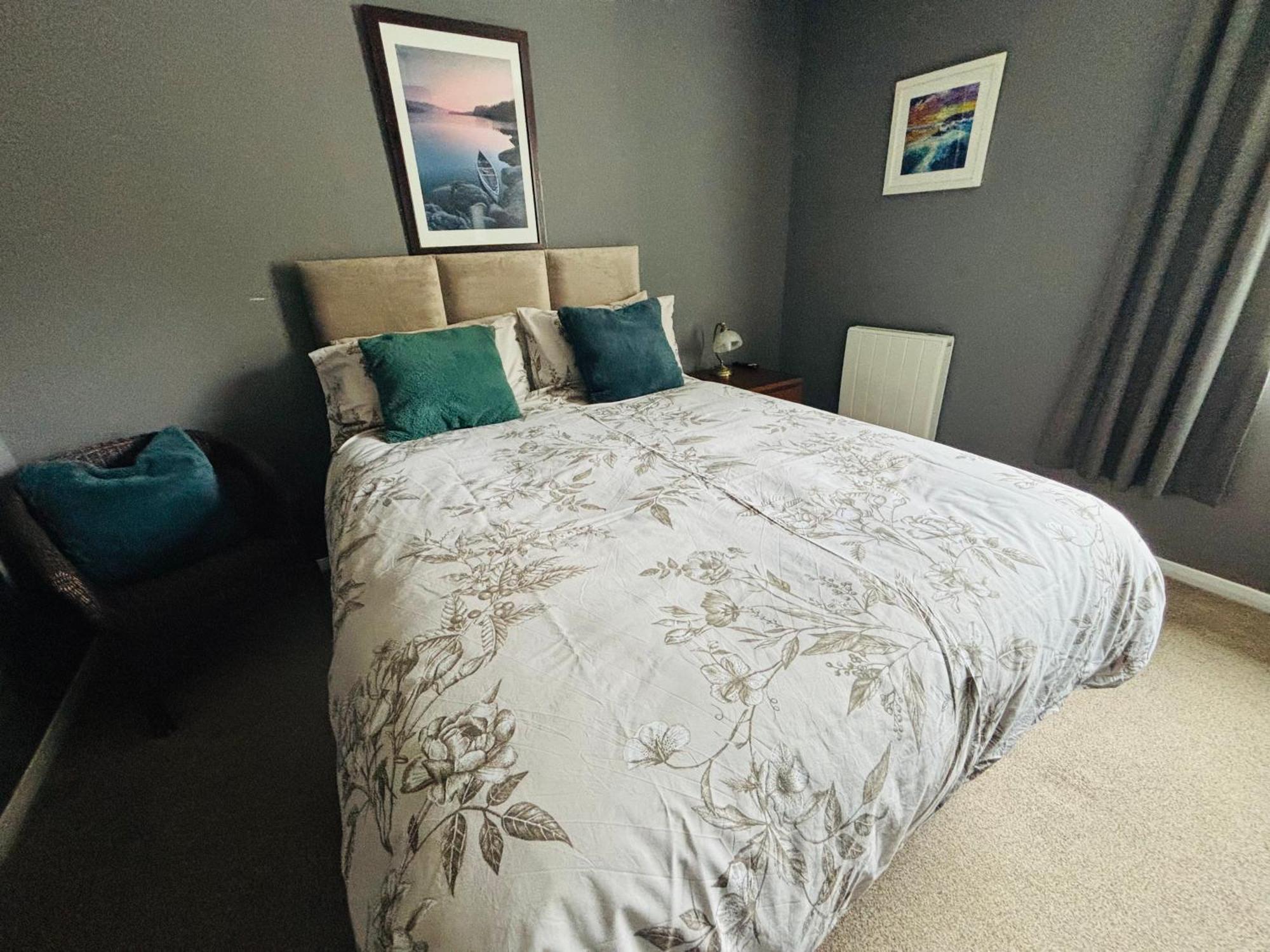 The Number Eleven Apartment Kilmuir  Екстериор снимка